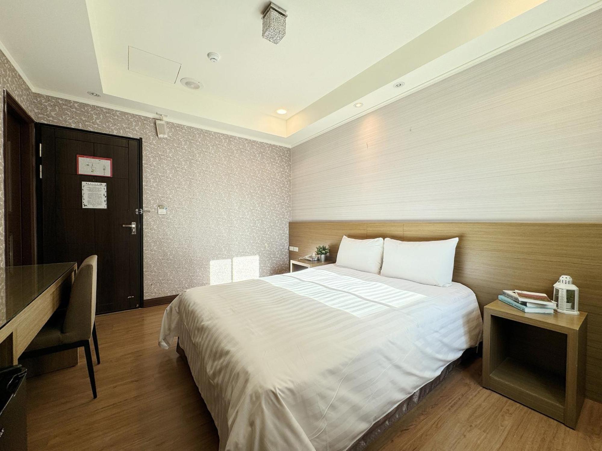 Finders Hotel Hualien Wen Hua Habitación foto